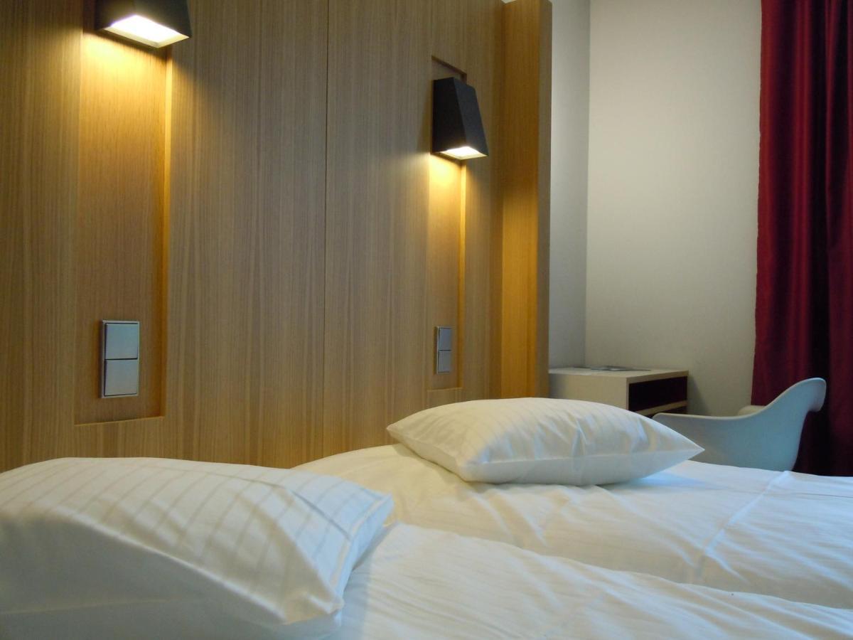 אוטרוט Hotel-Restaurant Mont Sainte-Odile מראה חיצוני תמונה